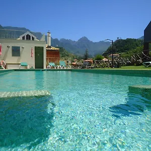 A Casa Estrelicia-dourada Garces Sao Vicente (Madeira)